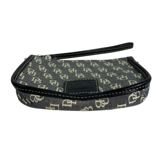 Dooney Bourke Black/Ivory Leather Trim Pouch Bag Wristlet Duck Logo EUC - Picture 6 of 10